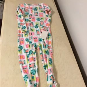 Girl Size 2T Sleeper